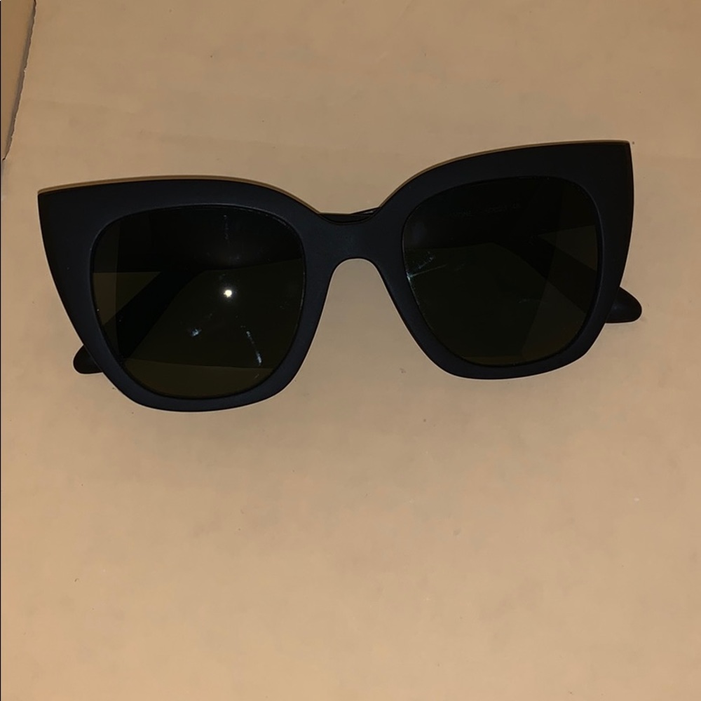 TOMS Sunglasses